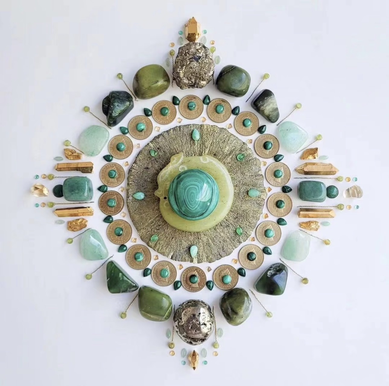 マンダラ水晶画ヒーリング